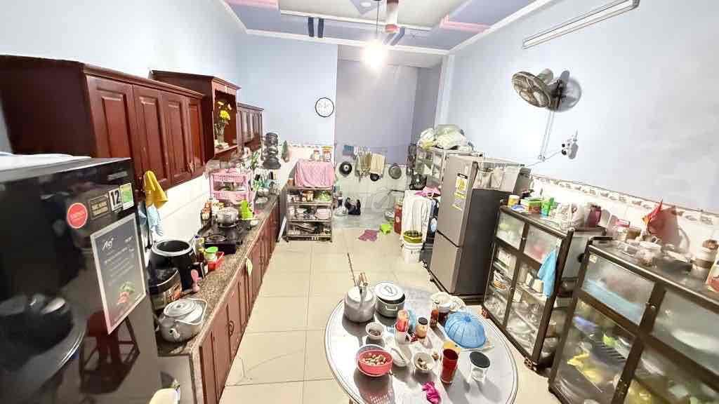 SIÊU HIẾM-RẺ HƠN THỊ TRƯỜNG-3 TẦNG-HUỲNH THỊ HAI-TRUNG MỸ TÂY-QUẬN 12
