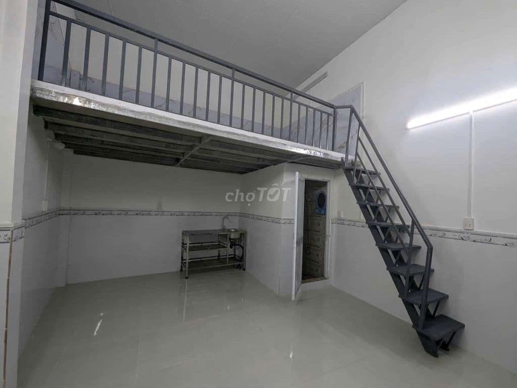 Chính chủ bán dtcn185m2 chdv dòng tiền 30tr giá tốt - Ảnh 2