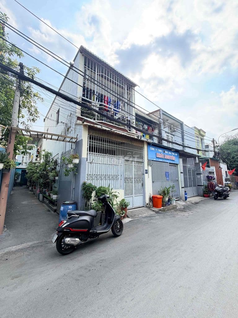 GÓC 2 MẶT TIỀN 65M2( NGANG 6,6M) ĐƯỜNG OTO VỪA Ở VỪA CHO THUÊ 7TR/TH