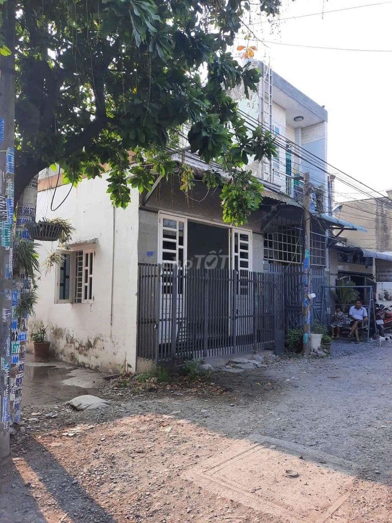 NHÀ SỔ HỒNG RIÊNG KHU TRUNG TÂM ẤP 6C GẦN CHỢ GẦN TRƯỜNG HẺM THÔNG - Ảnh 3