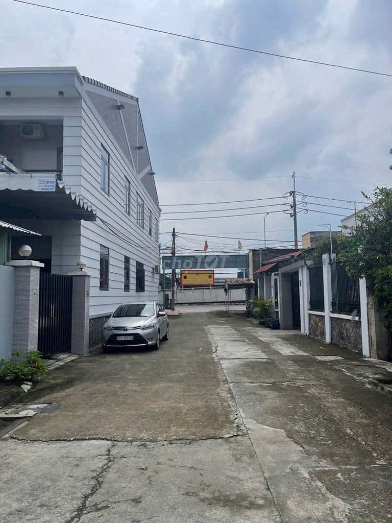 BÁN ĐẤT VÀ NHÀ CẤP 4 VỊ TRÍ ĐẸP, NGAY TRUNG TÂM THỊ TRẤN CỦ CHI - Ảnh 2