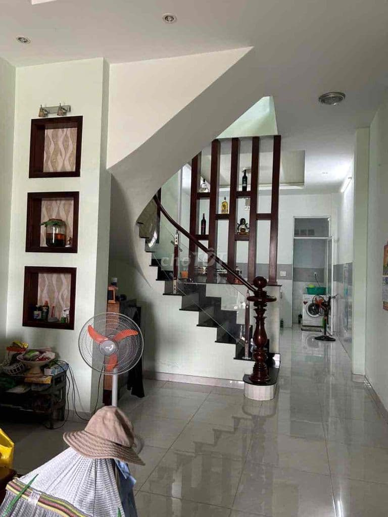 BÁN NHÀ ĐẸP HẺM XE HƠI – KHU PHỐ 7, TT. NHÀ BÈ Nhà 1 trệt 1 lầu, 2Phò - Ảnh 3