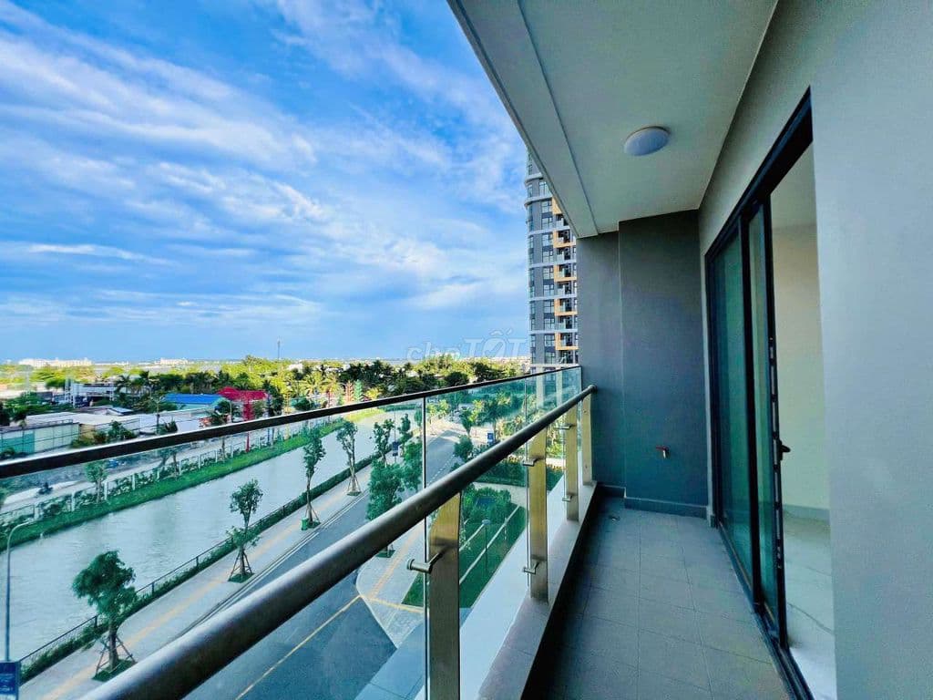 Gấp Bán 3PN Beverly 6.8ty BTP Vinhomes grand park Q9