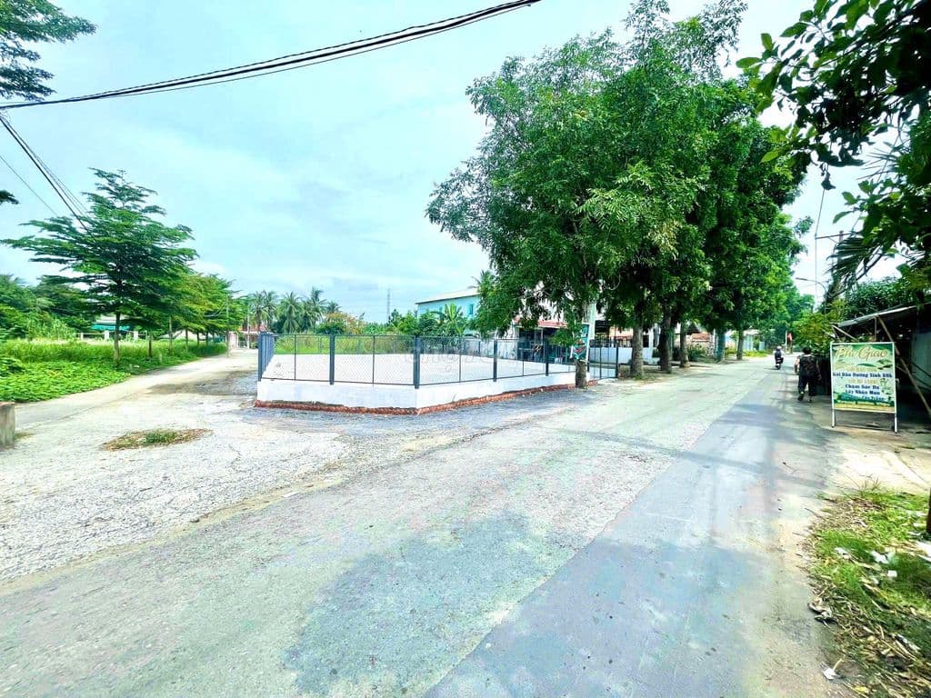 Ngộp, cần bán gấp nền đất 392.6m2 kế bên Trường Học Cấp 2. Bv Nhi Đồng - Ảnh 2