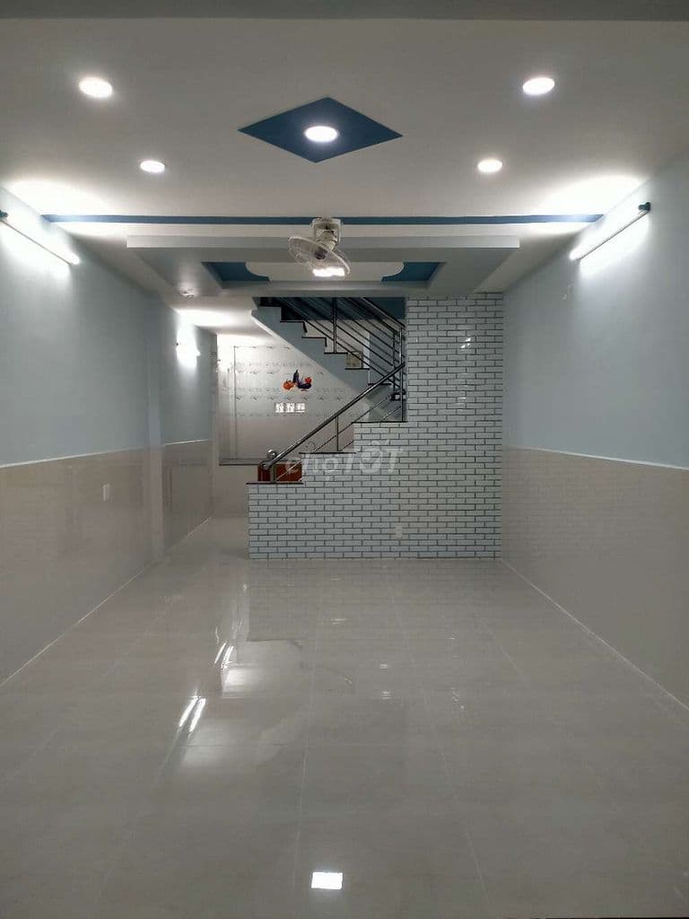 Nhà gần hương lộ 80 ngã 5 Nguyễn Thị Tú DT 4x14 nhà 1 lầu giá 2 tỷ 360 - Ảnh 3