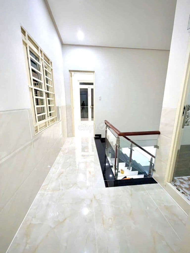NHÀ SÁT MT VĂN CAO, TÂN PHÚ 2 TẦNG 44M - HƠN 5 TỶ. TL - Ảnh 3