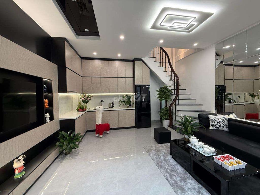 Nhà phố Minh Khai, 33m*4T*3PN, ngõ 3 gác tránh, tặng nội thất hơn 6 tỷ - Ảnh 3