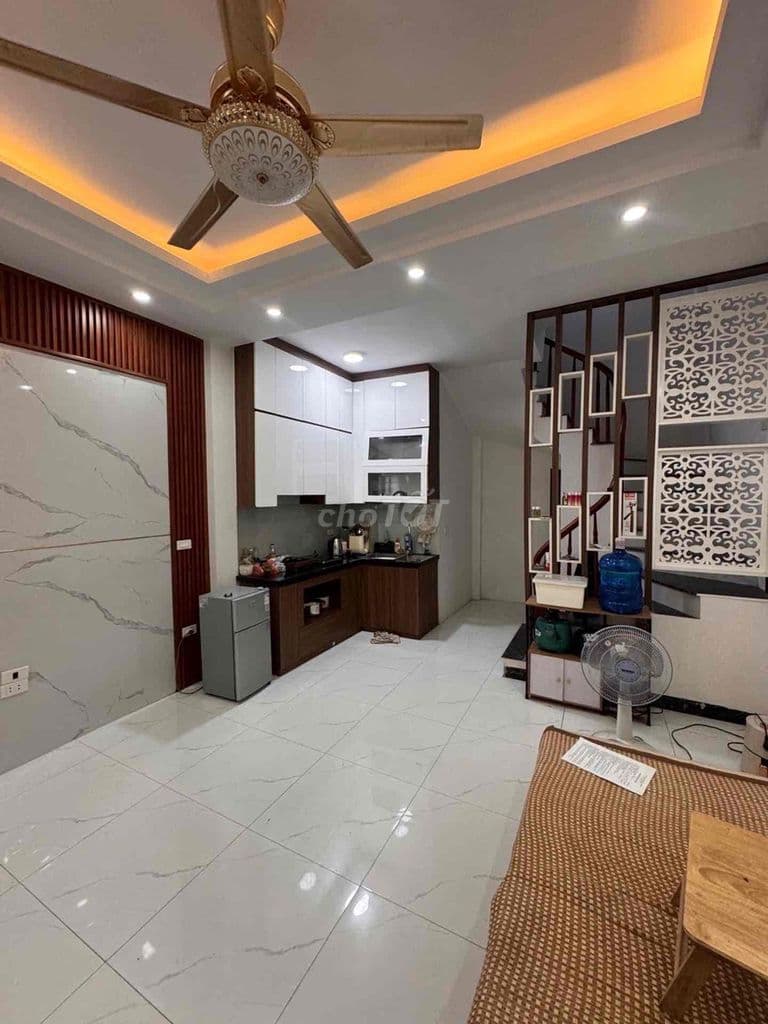 ngõ An Sơn_ phố Đại La. Nhà đẹp ở luôn,DT:40m xây 5 tầng,3 ngủ full NT - Ảnh 2