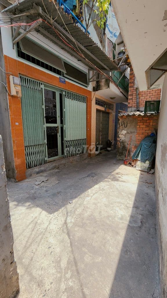 Nhà SHR, Đúc kiên cố, 1 Trệt 1 Lầu, giá tốt, chính chủ đăng bán - Ảnh 2