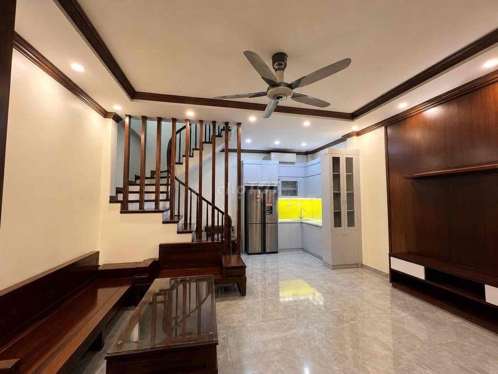 🏡 NHÀ ĐẸP - GIÁP BÁT – 40M² – MẶT TIỀN 5,4M – CHỈ 8,7 TỶ 💥