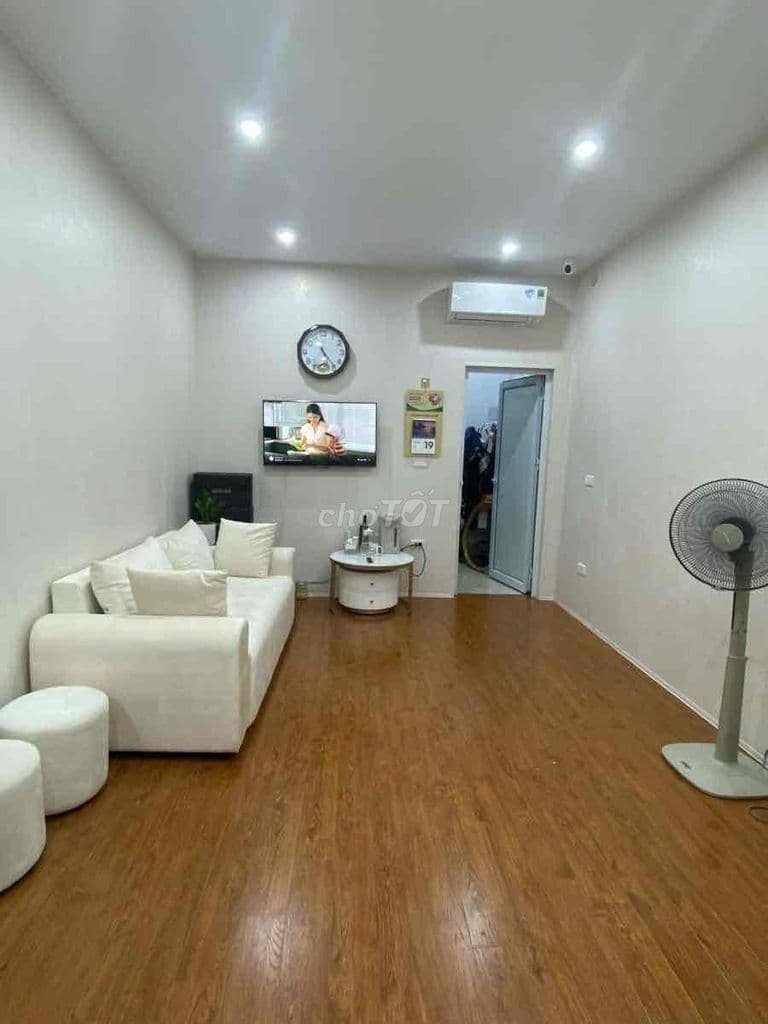 TT LÒ ĐÚC - Ô TÔ ĐỖ - THOÁNG SÁNG - TẦNG 2 - GẦN PHỐ - FULL ĐỒ Ở NGAY - Ảnh 2