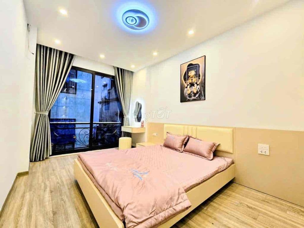 6 tỷ nhà riêng Minh Khai, lô góc, ngõ nông, nhà mới full nội thất - Ảnh 3