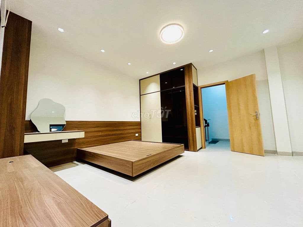 Mặt ngõ Thuỵ Khuê, sát hồ, Ko QH, tặng NT, sổ CC, dân xây, đẹp, 43m2 - Ảnh 3