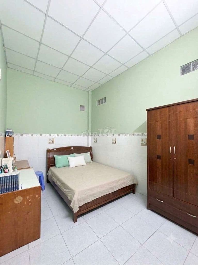 Giảm sốc 3,5 tỷ! Nhà mặt tiền Long Bình 126m² chỉ 4,8 tỷ - Ảnh 3