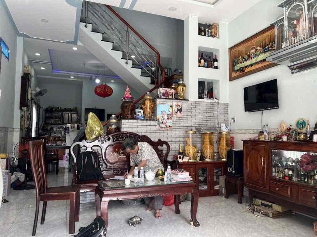 MẶT TIỀN KINH DOANH 6 x 28 - QUẬN 12 , CHỈ 5,6 TỶ - Ảnh 2