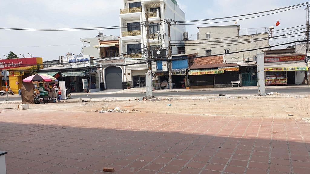 HOT- Đất DT 6m*35m, mặt tiền Trần Văn Mười, gần chợ đầu mối Hóc Môn