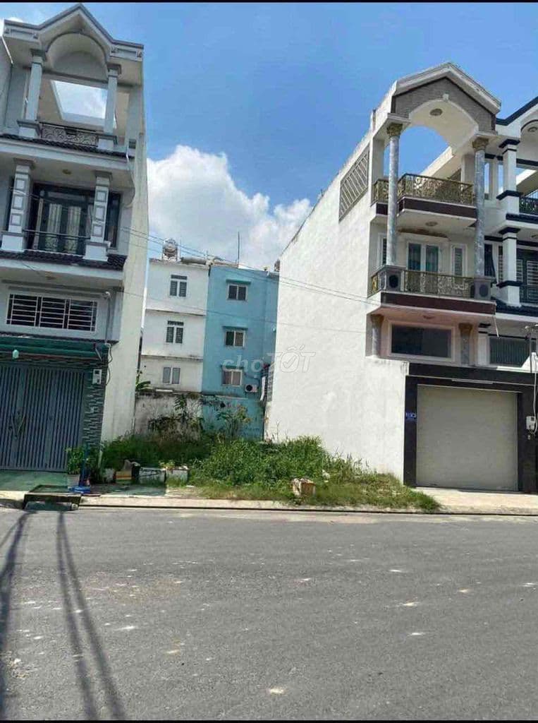 Bán đất Bx Quận 8 - giá rẻ SHR. Giá 1tỷ199