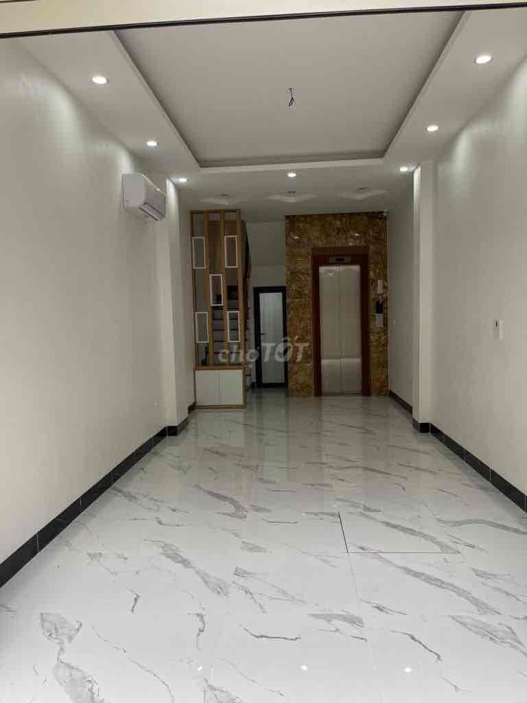 🏡 Bán nhà 5 tầng đường Lê Quang Đạo, Từ Liêm – Giá chỉ 8,1 tỷ 📍 Vị tr