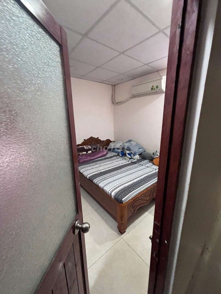 bán nhà sổ hồng riêng hoàn công đầy đủ quận 12 - Ảnh 2