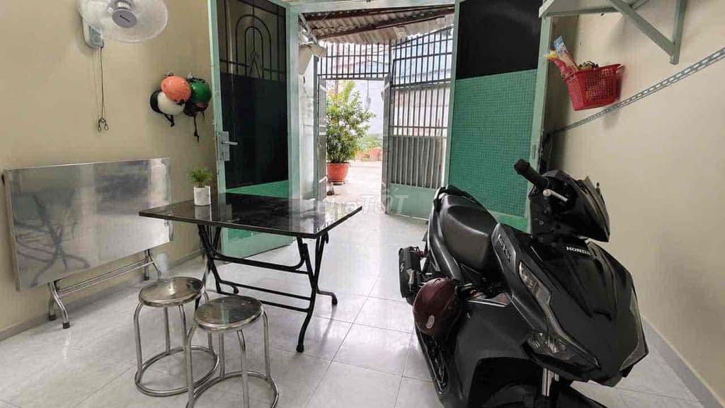 NHÀ HẺM Ô TÔ HOÀI THANH. KẾ CẦU CHÀ VÀ. - Ảnh 2
