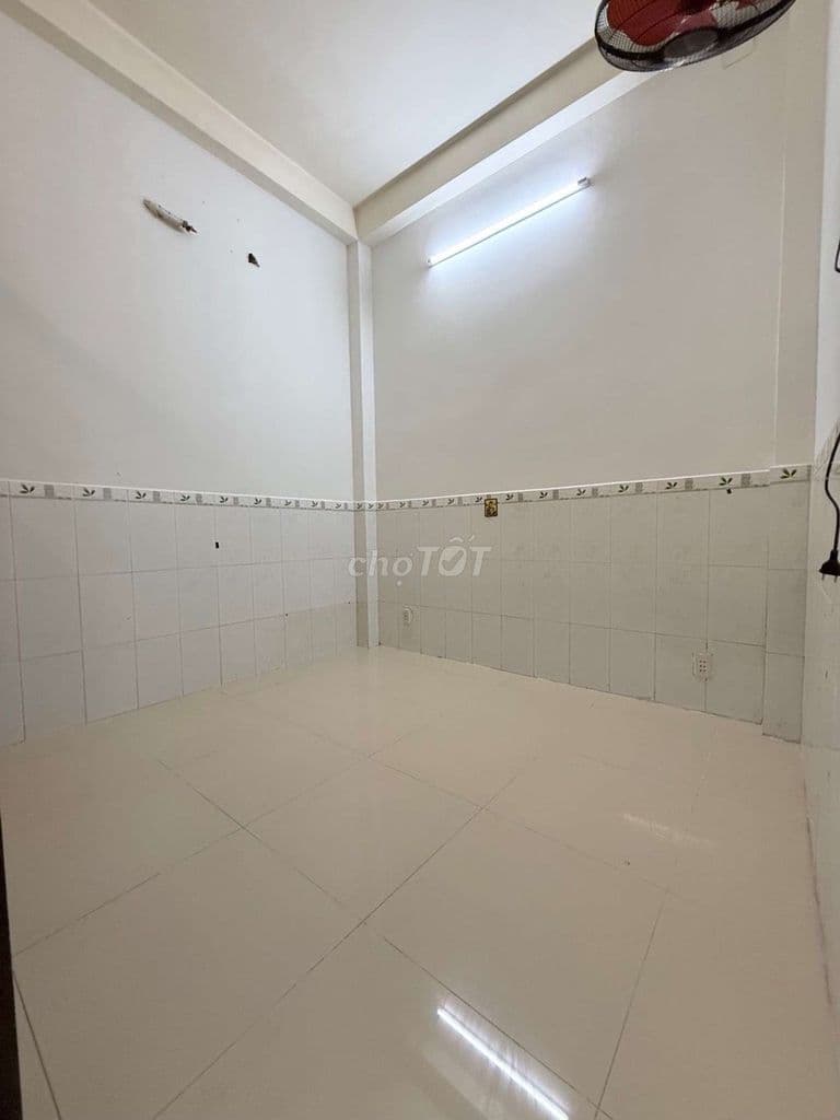 HXT Dương Quảng Hàm, 60 m2, 2 tầng, nhỉnh 7 đồng - Ảnh 3