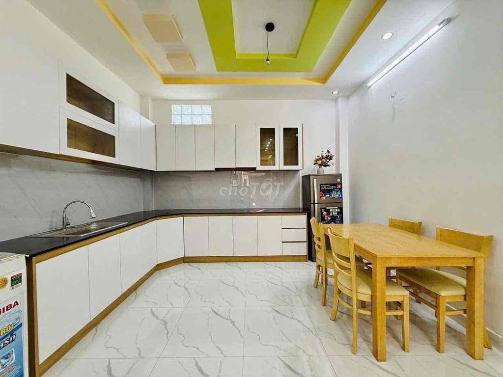 Bán gấp nhà Lương Ngọc Quyến, 1tỷ450 38m2, 1T 2L, SHR