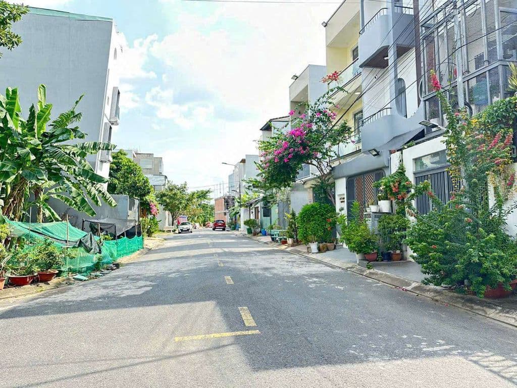BÁN GẤP GIÁ TỐT ĐẤT THỔ CƯ, SỔ RIÊNG SANG TÊN NGAY - Ảnh 2