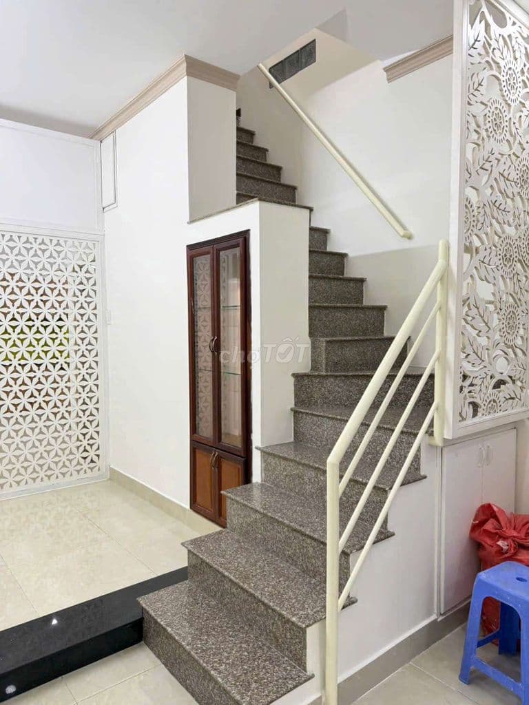 nhà hẻm 7m đúc 1 lầu 2pn khu trung tâm lê văn sĩ f1 tân bình - Ảnh 3