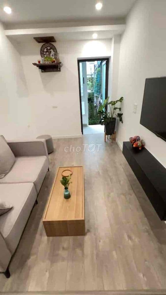 Tập thể Nam thành Công 85m2 tầng 2 bộ CA mặt phổ Nguyên Hồng sổ đỏ goc - Ảnh 2