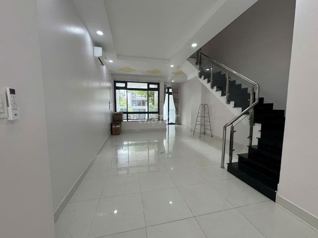 Nhà Hoàn Thiện Căn Góc Siêu Víp Tại Vạn Phúc City Cần Bán Gấp Giá Tốt