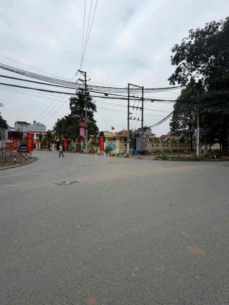 ĐẤT MẶT ĐƯỜNG KINH DOANH , SÁT VÀNH ĐAI 3.5 , 80m2 MT5.8 vuông đẹp - Ảnh 2