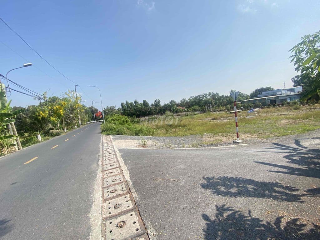 Chủ bán rẻ tiếc quá 1000m2 Full thổ cư giá 13.5ti MT Lương Ngang - Ảnh 2