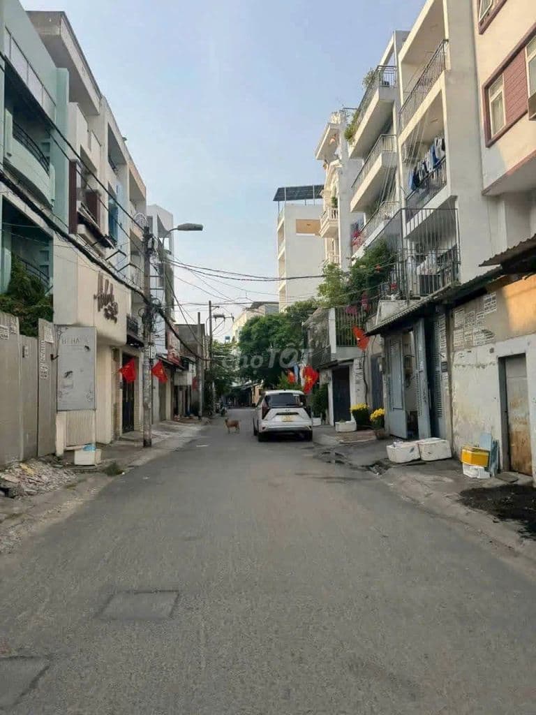 Bùi Đình Túy ngay dự án Rạch Xuyên Tâm Dòng tiền 30tr/th 5 tầng