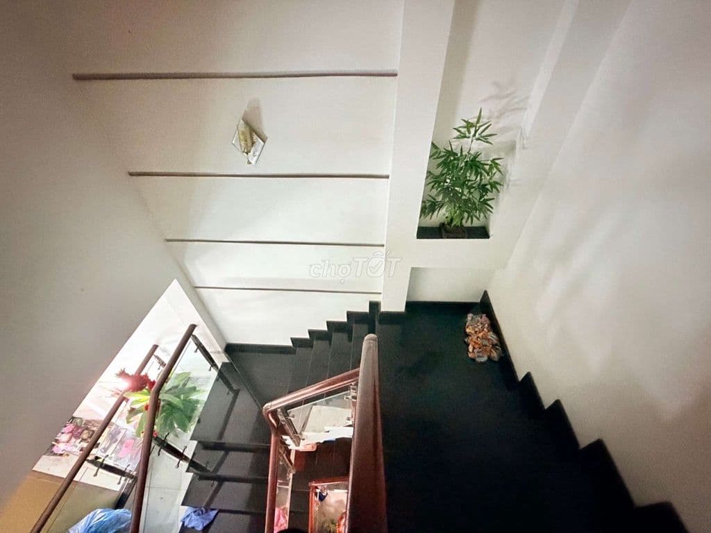 🚨 HIẾM! NHÀ 68M² HẺM XE HƠI NGUYỄN VĂN QUÁ – 4PN – CHỈ 6 TỶ 🚨 - Ảnh 3