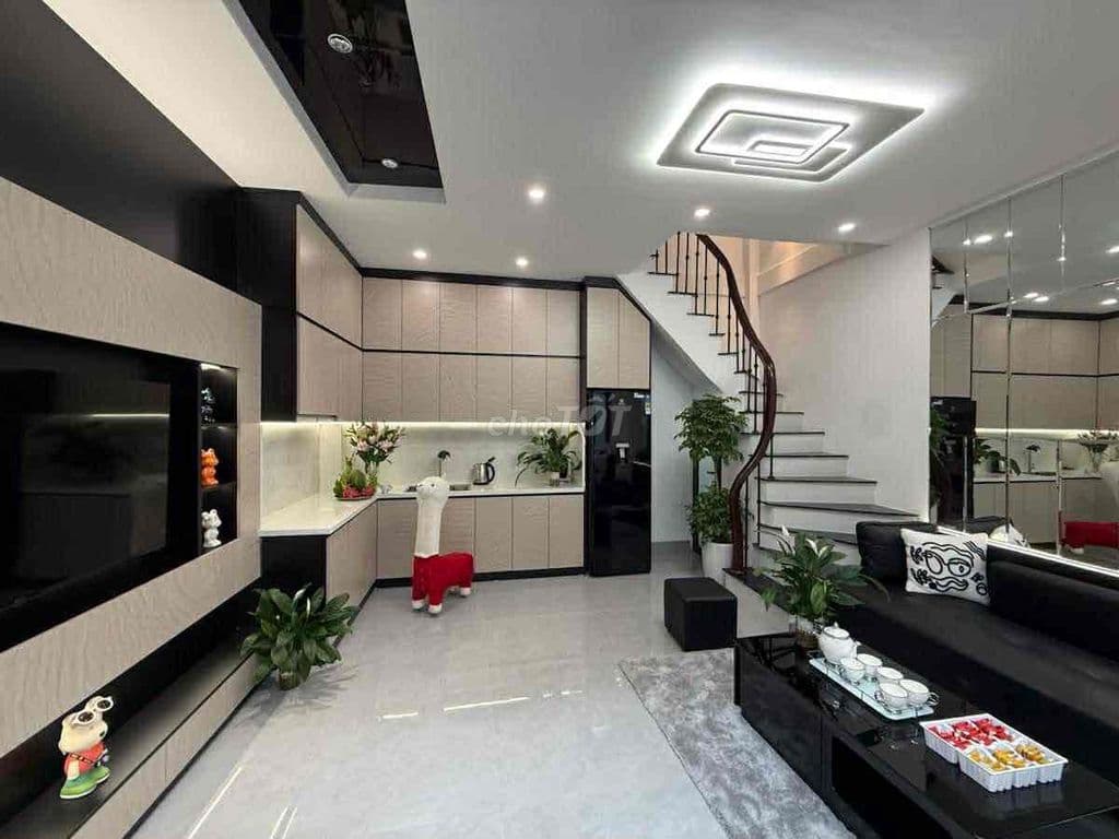 Bán nhà Gốc Đề -Minh Khai ngõ ba gác thông thoáng , full nội thất ở sg - Ảnh 3