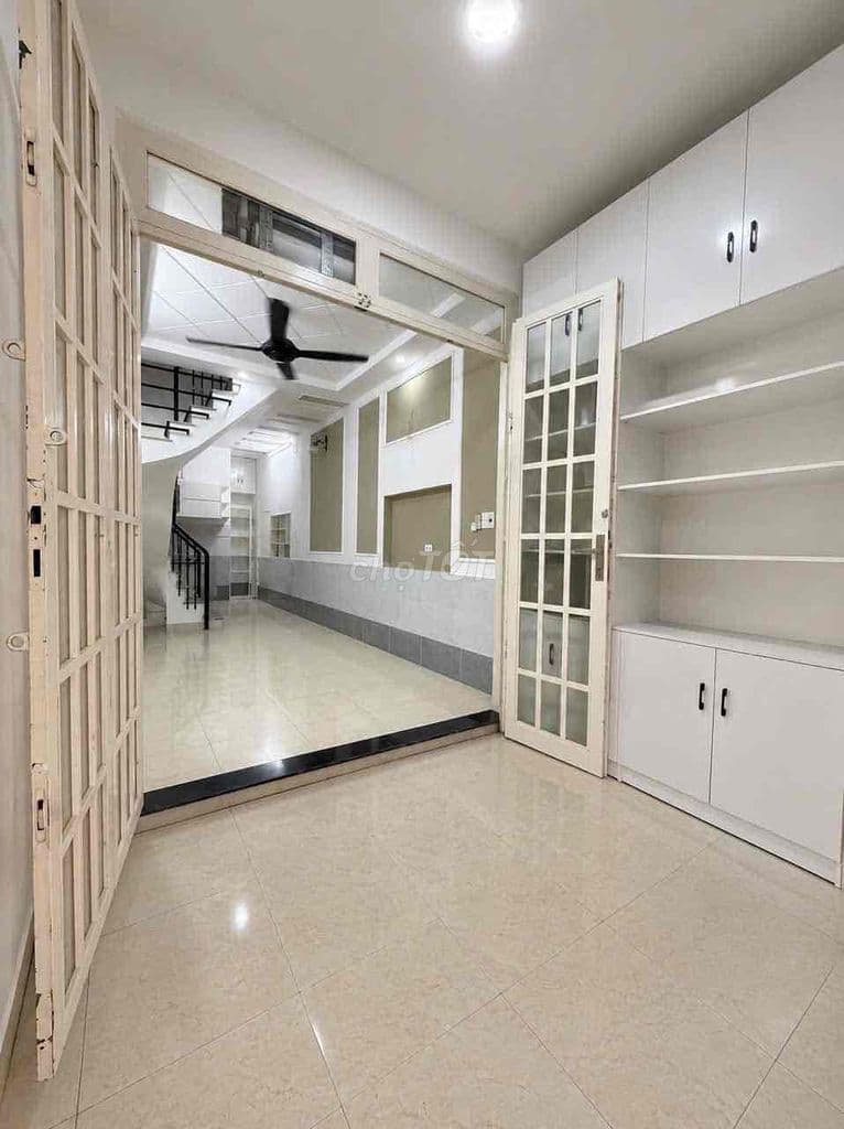 nhà 1/mặt tiền sát chợ Cầu Đồng Ngã Tư Ga
