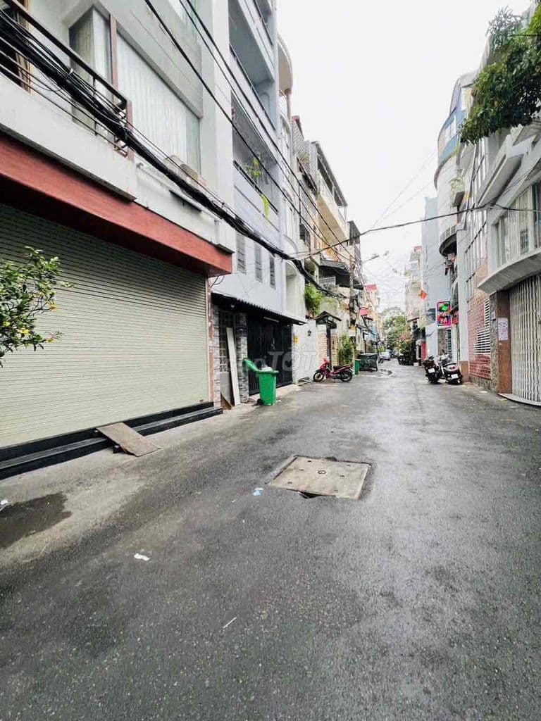 Nhà Đẹp HXH Đường 3/2 P11 – 4x14m – 3 Tầng – 12.Tỷ TL