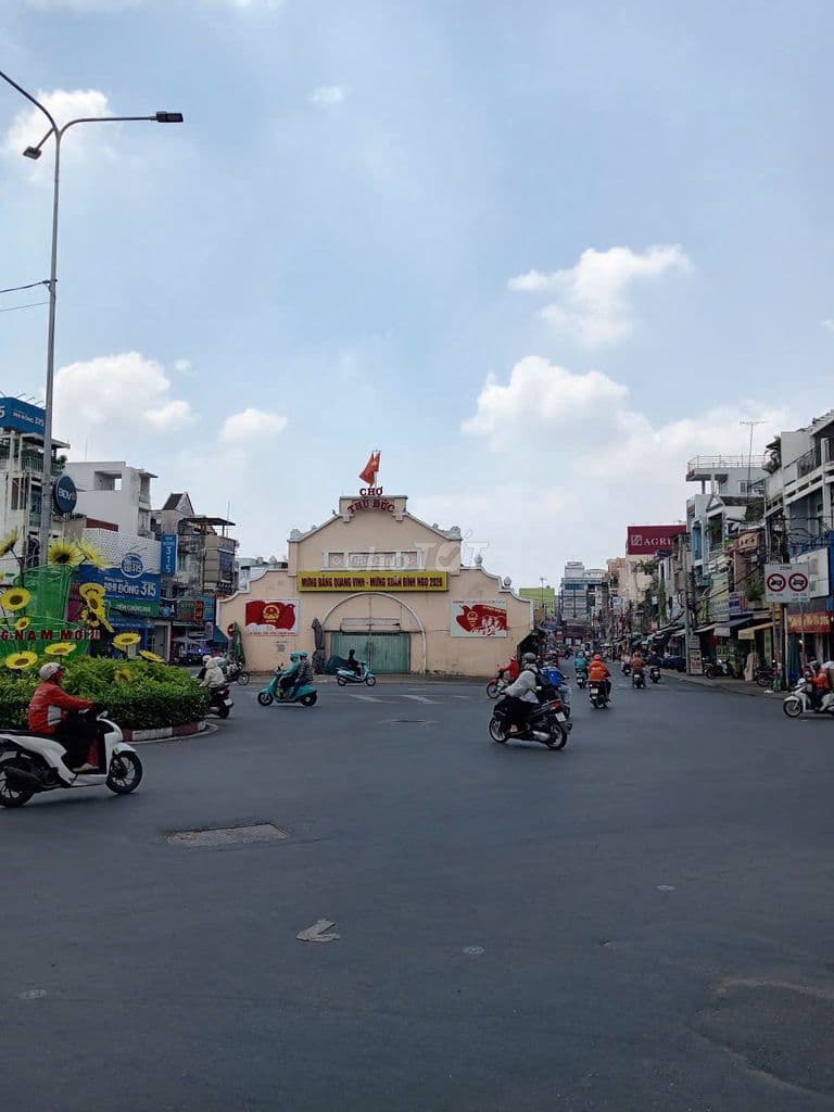 CẦN BÁN ĐẤT GẤP NGAY CHỢ THỦ ĐỨC. GIÁ 3 TỶ 850. DT . 45M2 - Ảnh 3