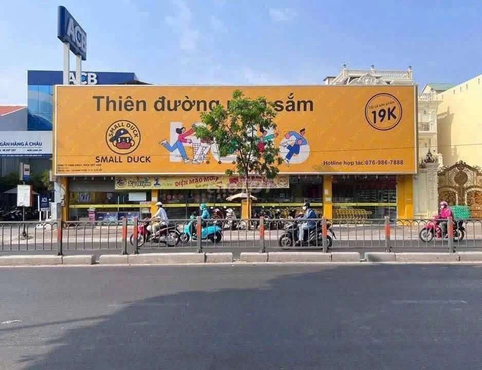 1232M2 ĐẤT FULL THỔ CƯ - MẶT TIỀN QUANG TRUNG - HD THUÊ 250TR/THÁNGHÁ