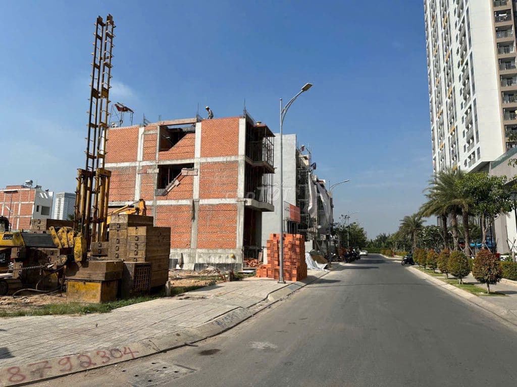 Bán chính chủ Q7 Saigon Riverside Đào Trí Q7 đất nền 5x18m giá 7 tỷ - Ảnh 2