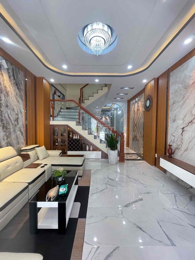 MẶT TIỀN HẺM KINH DOANH – 50M RA LÊ THỊ HÀ – ĐƯỜNG 10M XE HƠI TRÁNH