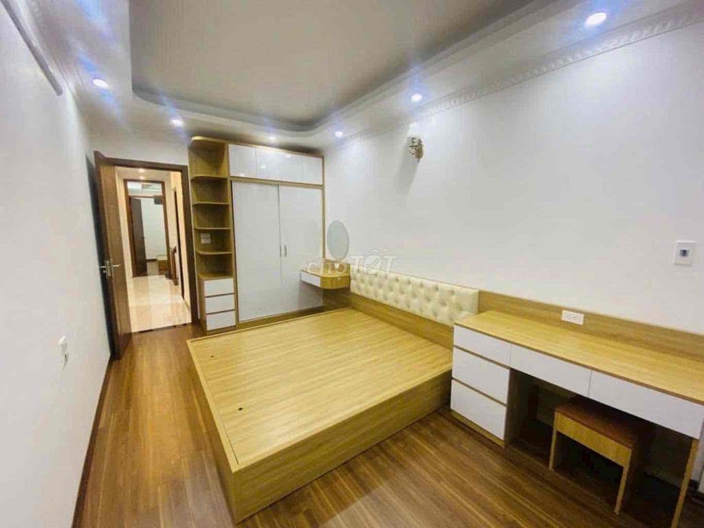 CHÍNH CHỦ BÁN NHÀ 61 PHỐ TRẠM LONG BIÊN 45M 5T FULL ĐỒ-9,6TY TL SÂU - Ảnh 2