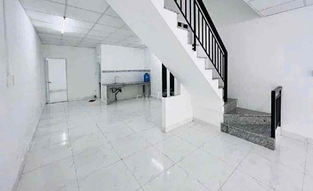NHÀ HXH TRƯỜNG THỌ-NGANG 4,4M- 2 TẦNG- 97M2- 6,1 TỶ - Ảnh 2