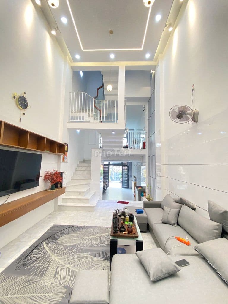 Chính chủ kẹt tiền bán nhà 5 Tấm 4x16m full nội thất, hẻm đẹp 7m