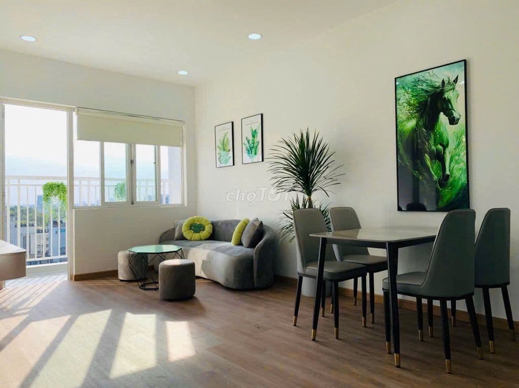 Bán căn hộ chung cư 155 Nguyễn Chí Thanh, quận 5