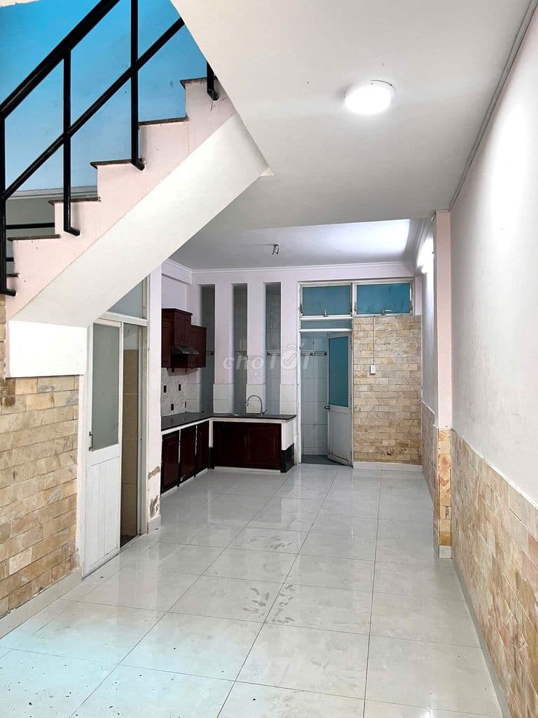 Thơm! Hiệp Bình Chánh Nhà 3 Tầng BTCT Hẻm Xe Hơi Sát Mặt Tiền – 64m² - Ảnh 3