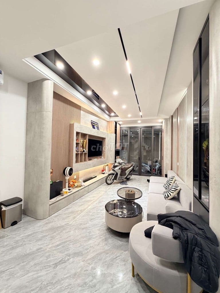 Bán nhà 5 tầng, gần Ôtô, phố Dương Văn Bé - Ảnh 2