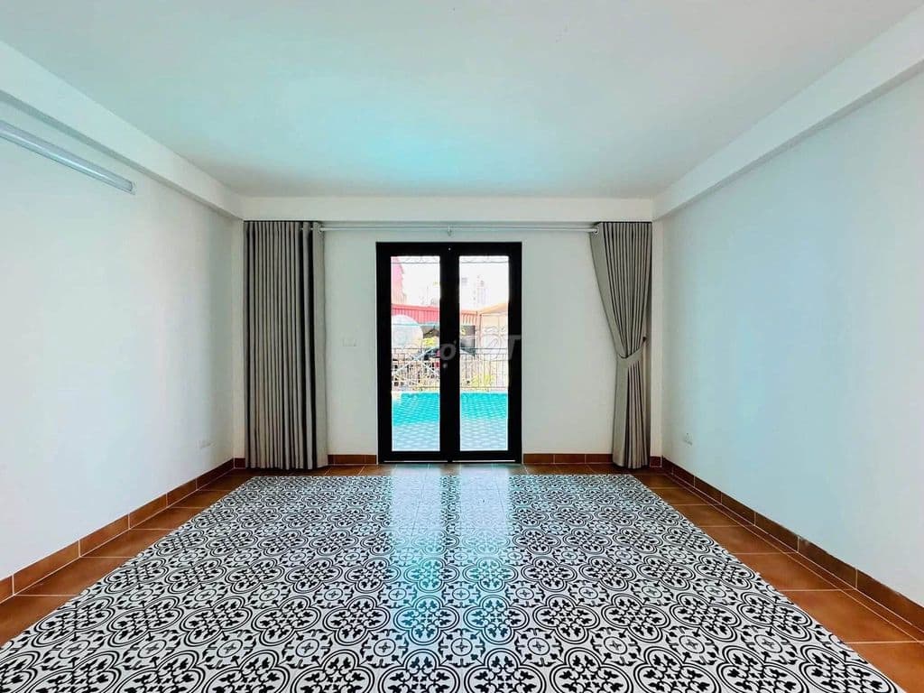 Gấp! Thái Hà ô tô đỗ cổng, lô góc, nhà mới, thang máy ở ngay 46m2*6T. - Ảnh 2