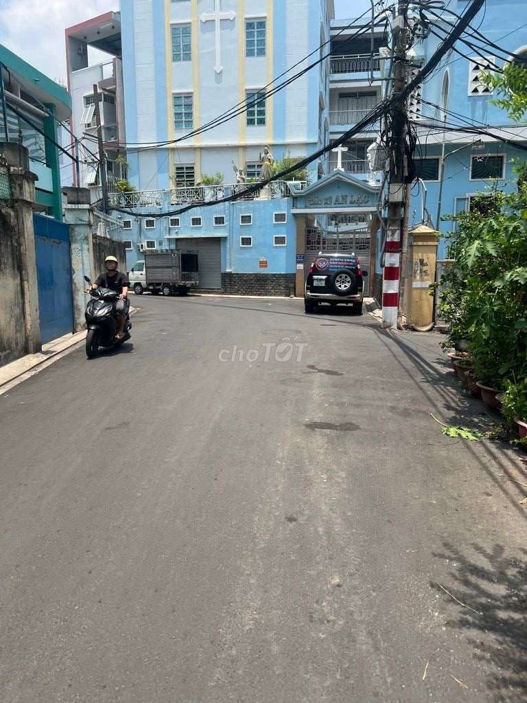 Bán NR CMT8 2 tầng 50m2 ngày CV Lê Thị Riêng nhỉnh 8 tỷ