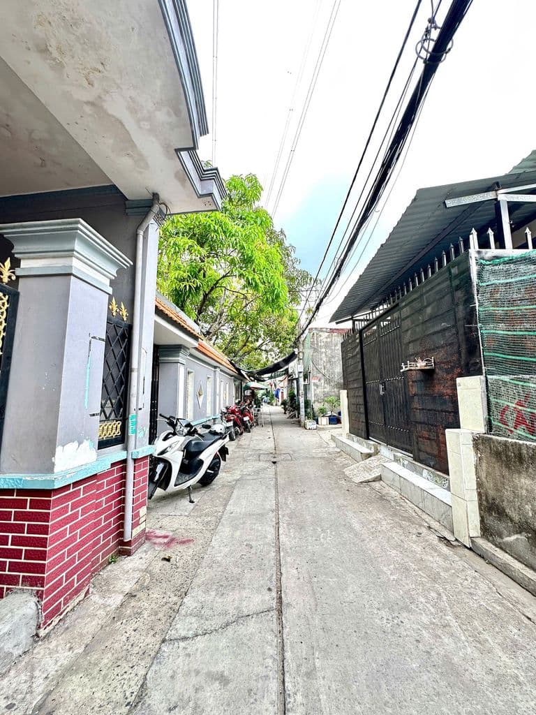 CHÍNH CHỦ BÁN LÔ ĐẤT 65M2 FULL THỔ CƯ NGAY CHỢ BÀ HOM CŨ, SHR VAY BANK - Ảnh 3